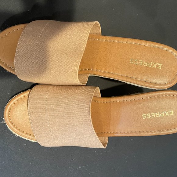 Express platform Sandals - Picture 2 of 4